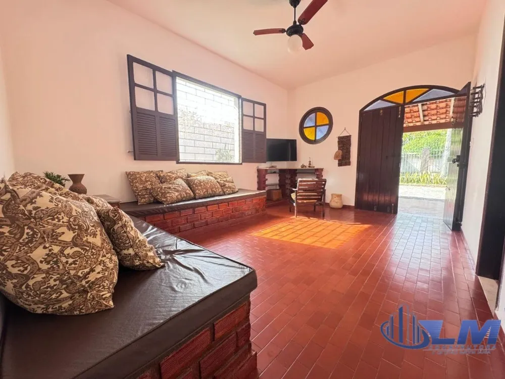 Casa, 4 quartos, 220 m² - Foto 3