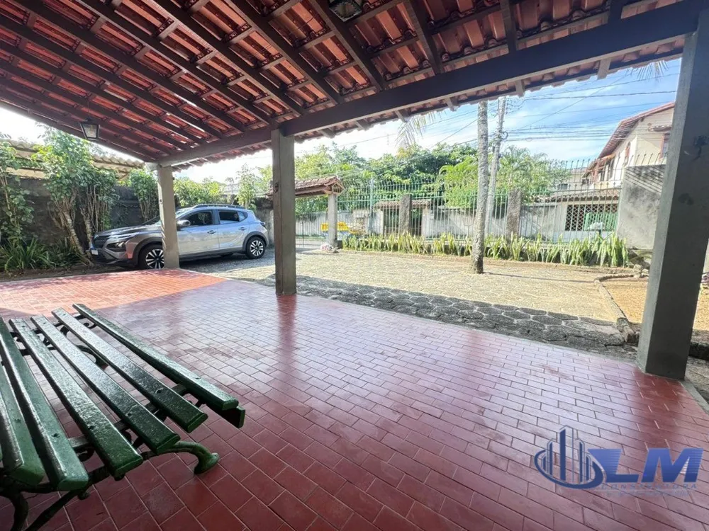 Casa, 4 quartos, 220 m² - Foto 2