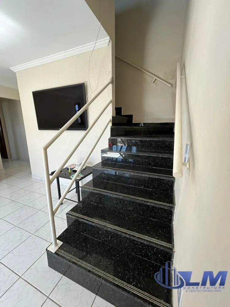Casa, 4 quartos, 162 m² - Foto 4