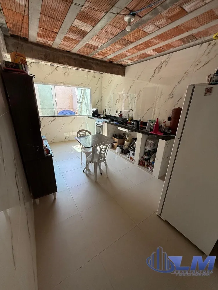 Casa, 3 quartos, 162 m² - Foto 2