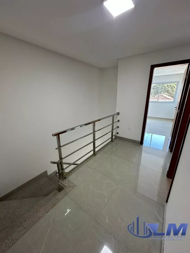 Casa à venda com 3 quartos, 14m² - Foto 8