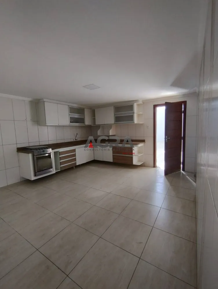 Casa, 4 quartos, 200 m² - Foto 6