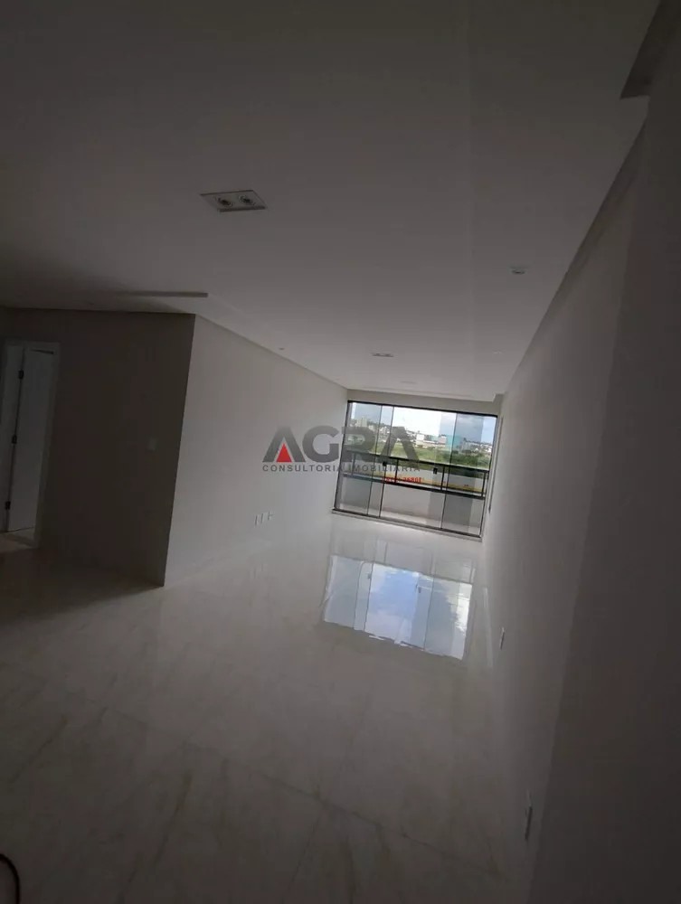 Apartamento à venda com 3 quartos, 92m² - Foto 3