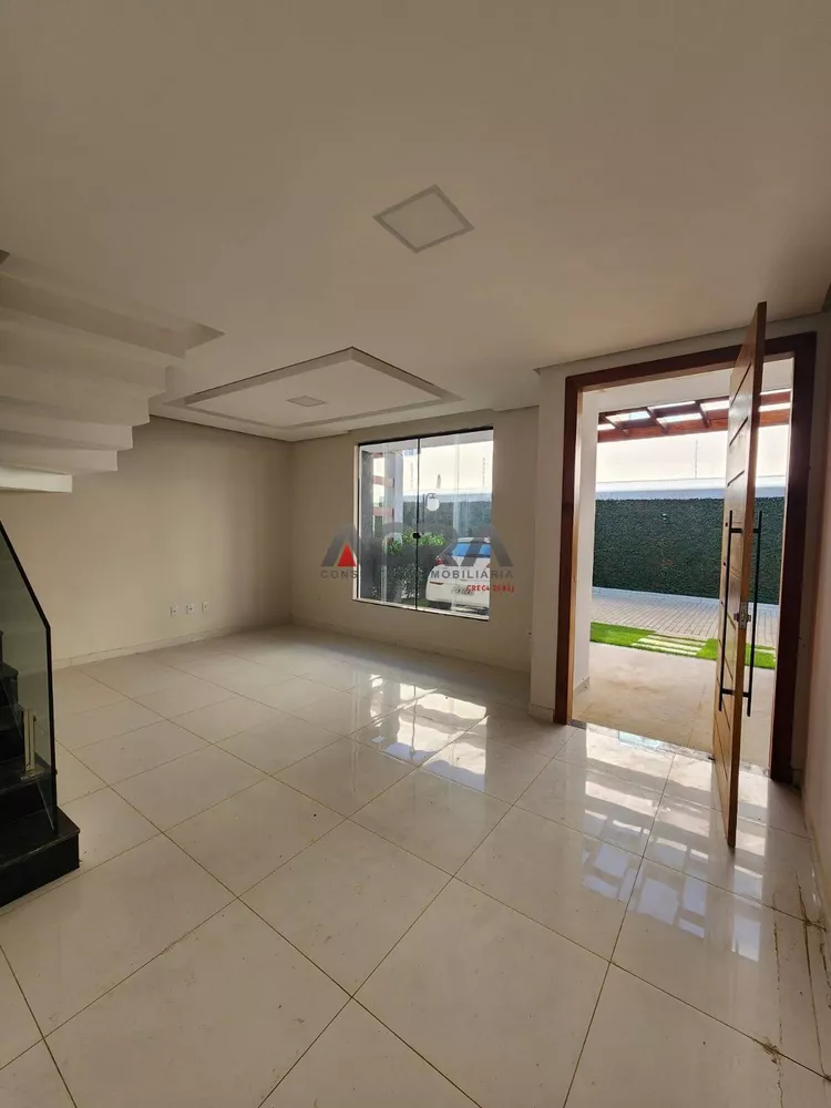 Casa de Condomínio à venda com 3 quartos, 100m² - Foto 4