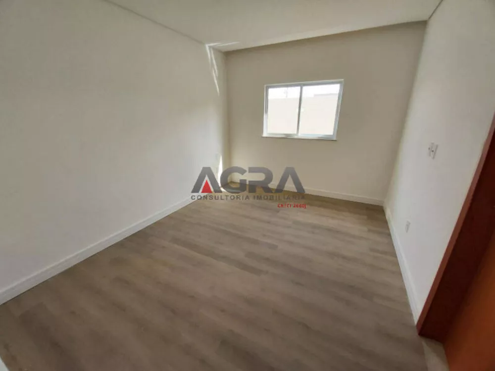 Casa de Condomínio à venda com 3 quartos, 216m² - Foto 8