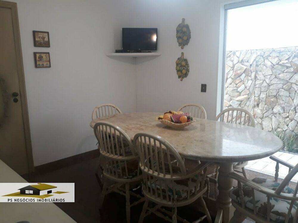 Sobrado, 4 quartos, 300 m² - Foto 1