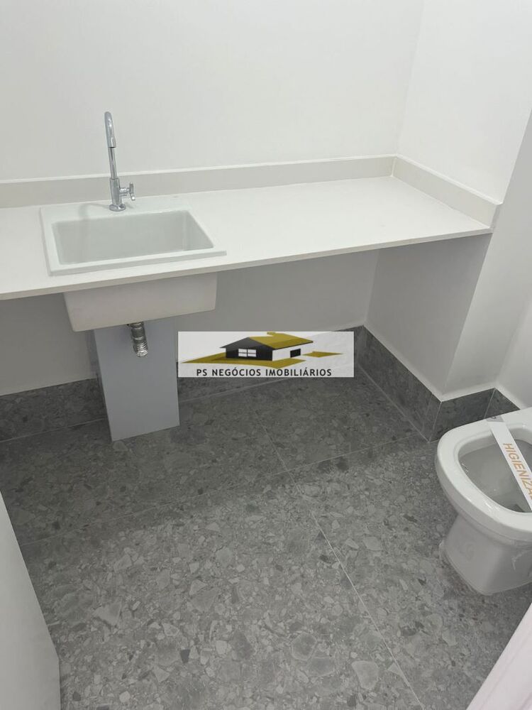 Apartamento, 3 quartos, 131 m² - Foto 1