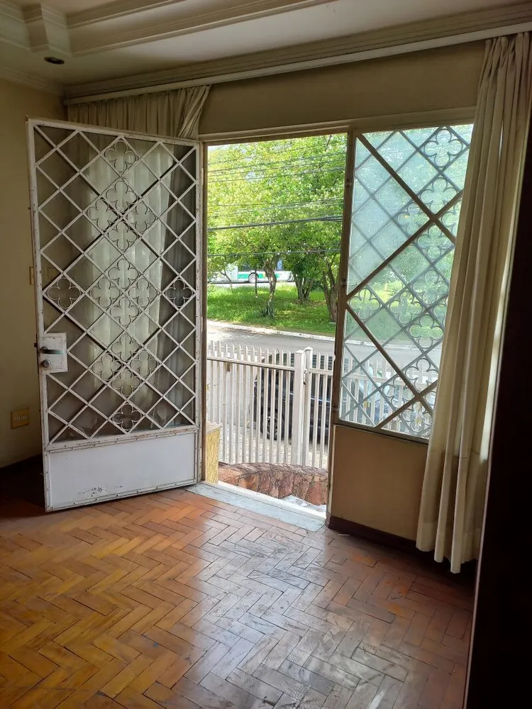 Sobrado, 3 quartos, 240 m² - Foto 1