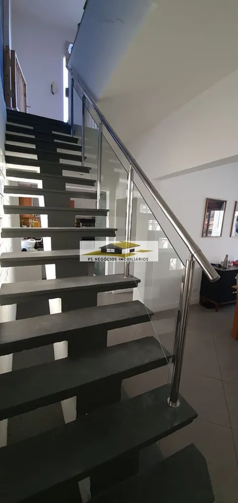 Cobertura, 3 quartos, 180 m² - Foto 2