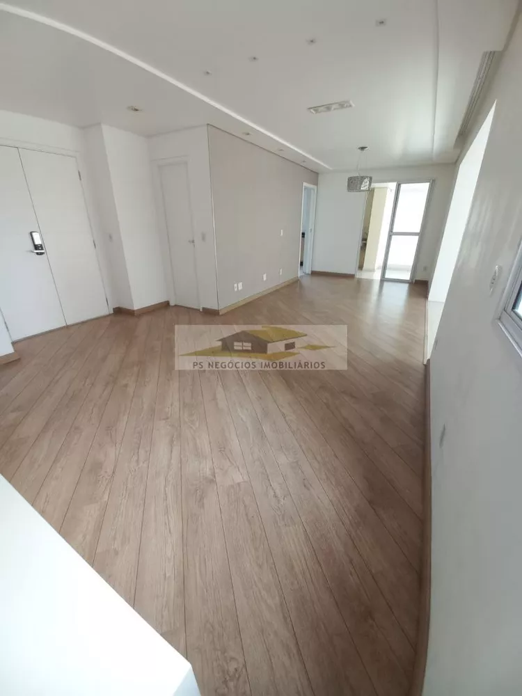 Apartamento à venda com 3 quartos, 127m² - Foto 1