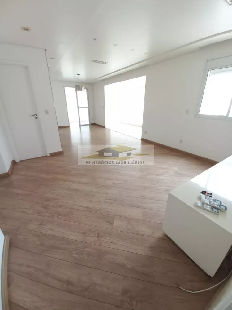 Apartamento à venda com 3 quartos, 127m² - Foto 2