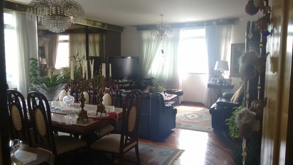 Apartamento, 3 quartos, 198 m² - Foto 1