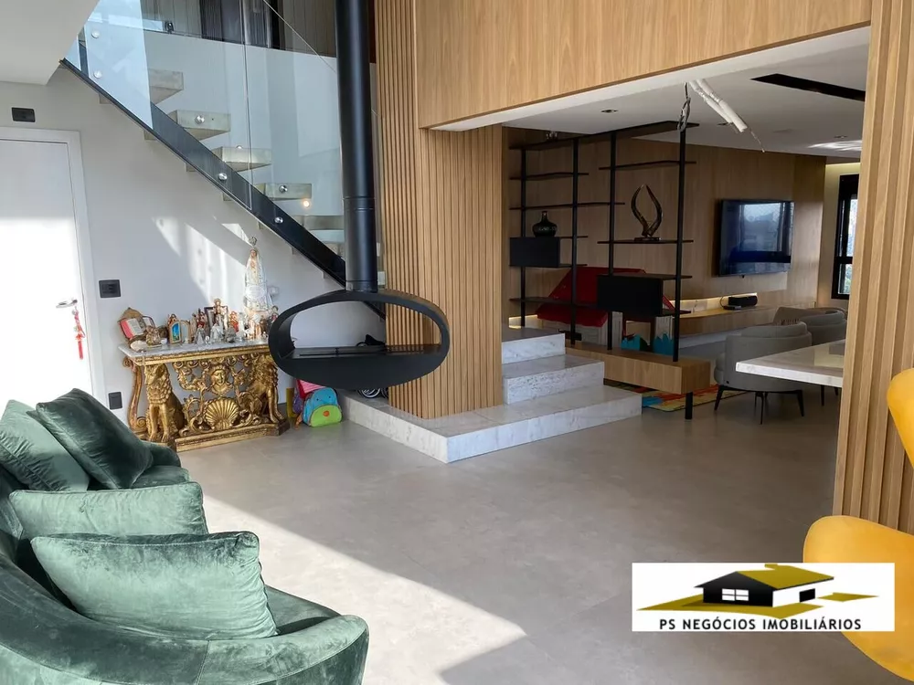 Cobertura à venda com 3 quartos, 215m² - Foto 1