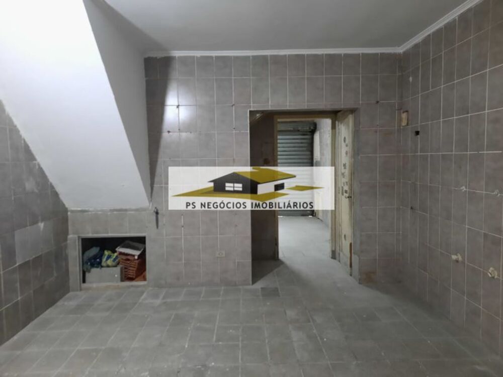 Sobrado, 5 quartos, 240 m² - Foto 2