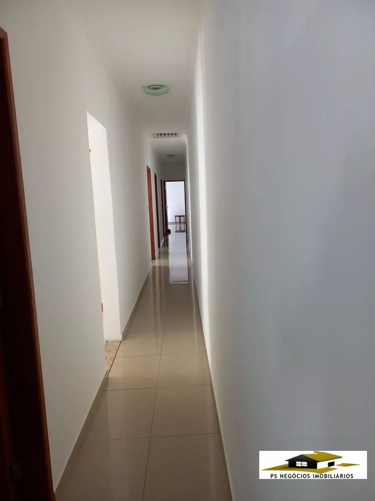 Casa à venda com 3 quartos, 180m² - Foto 9