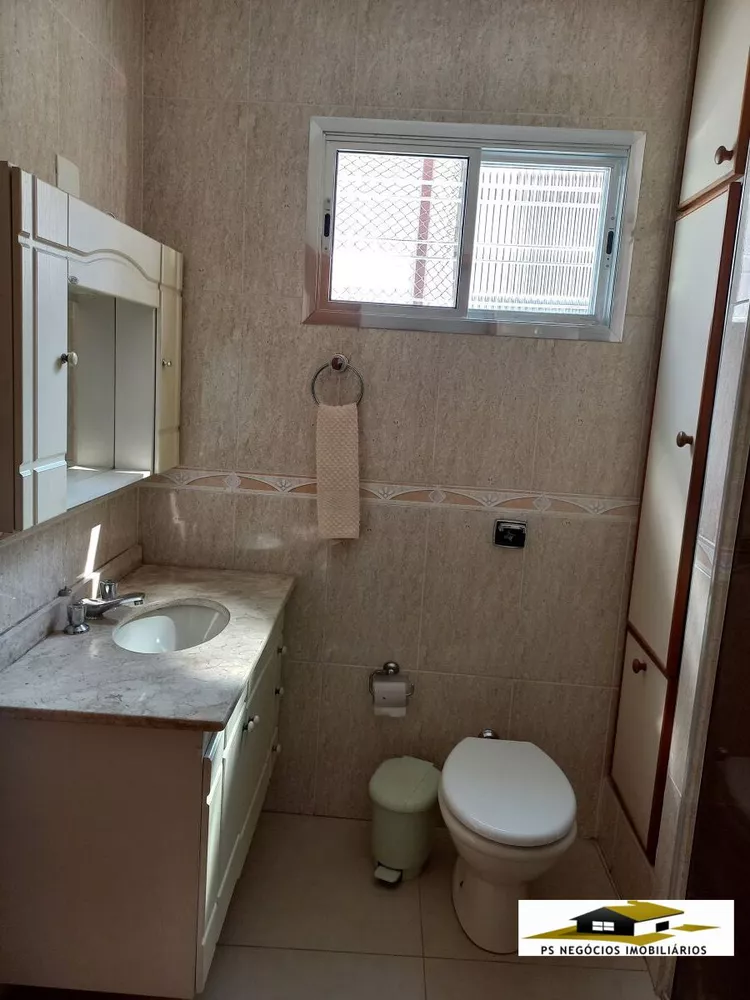 Casa à venda com 3 quartos, 180m² - Foto 4