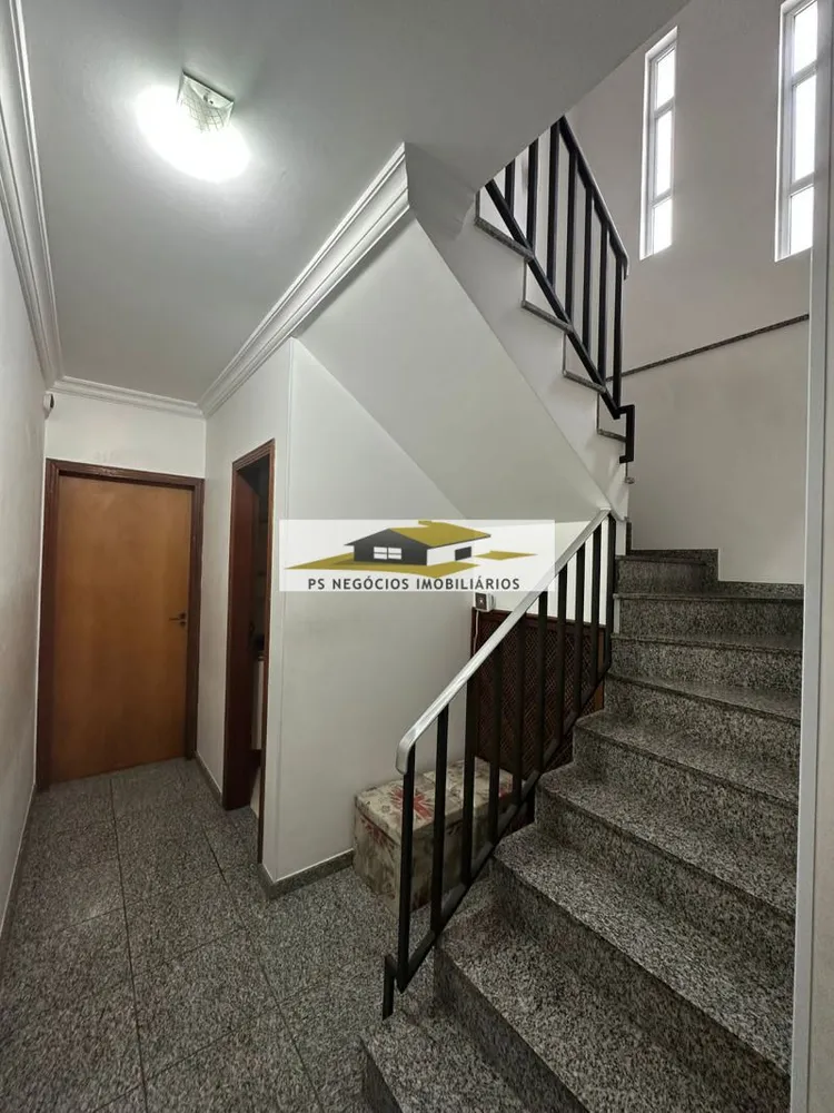 Sobrado, 3 quartos, 206 m² - Foto 2