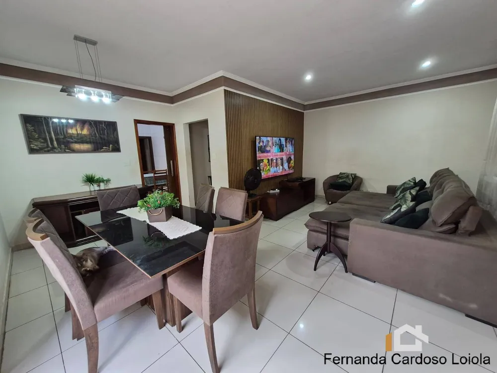 Casa, 3 quartos, 362 m² - Foto 1