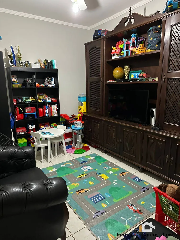Casa, 3 quartos, 228 m² - Foto 12