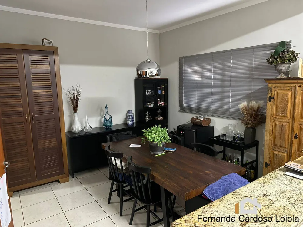 Casa, 3 quartos, 228 m² - Foto 3