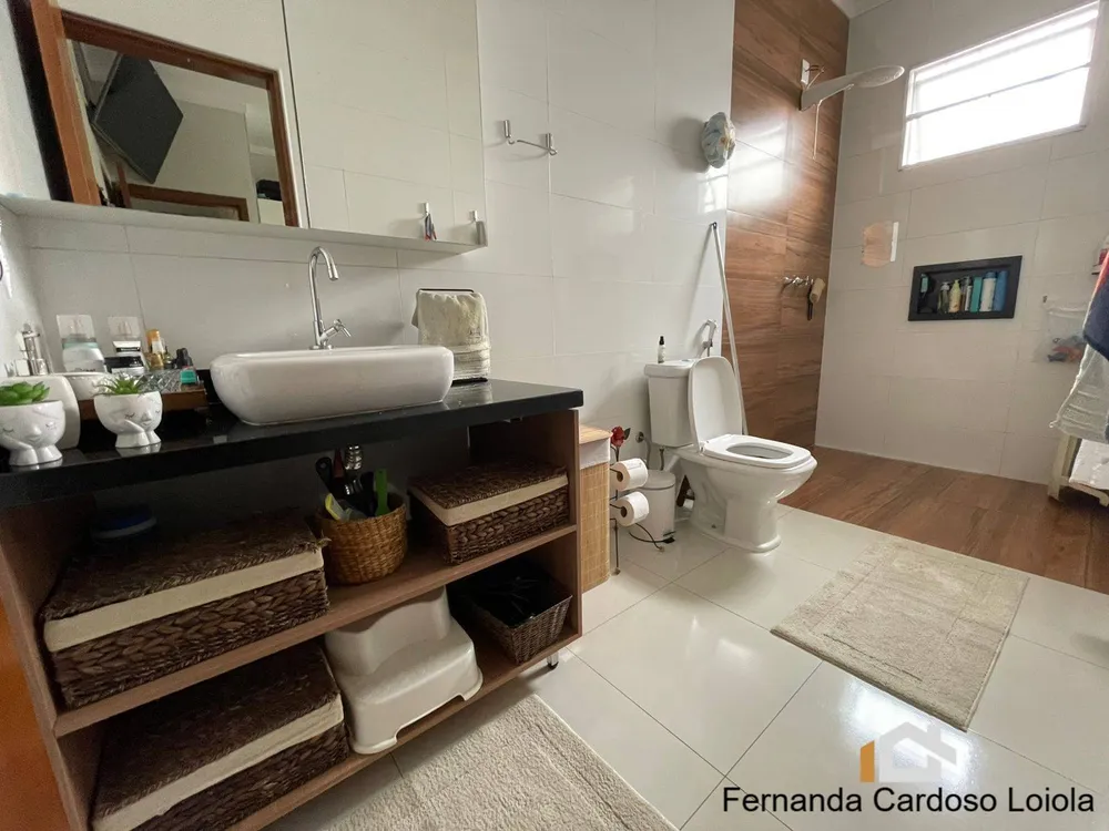 Casa, 3 quartos, 200 m² - Foto 2