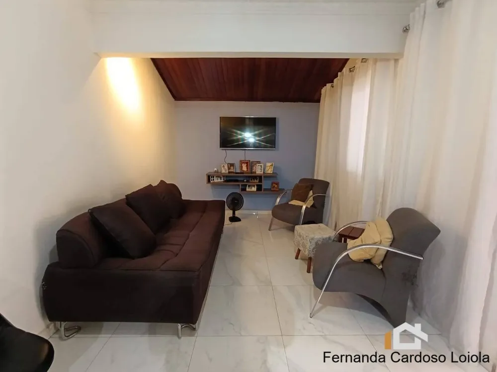 Casa, 3 quartos, 248 m² - Foto 3