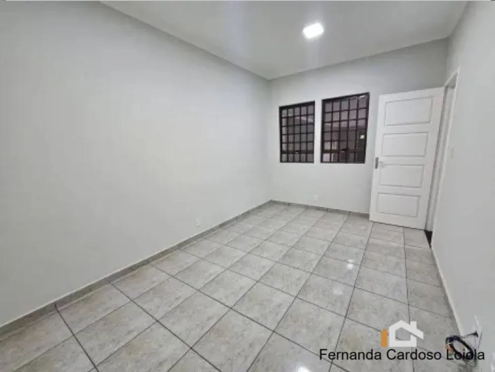 Casa, 3 quartos, 189 m² - Foto 2