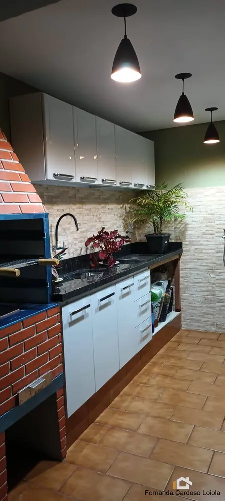 Casa, 3 quartos, 184 m² - Foto 2