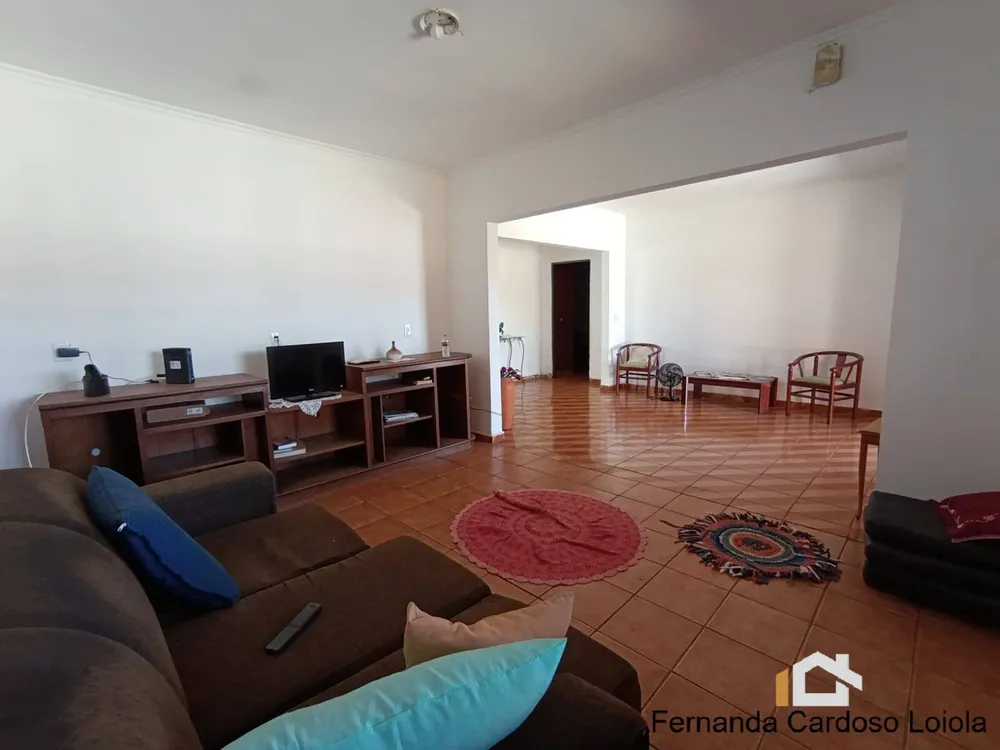 Casa, 3 quartos, 230 m² - Foto 4