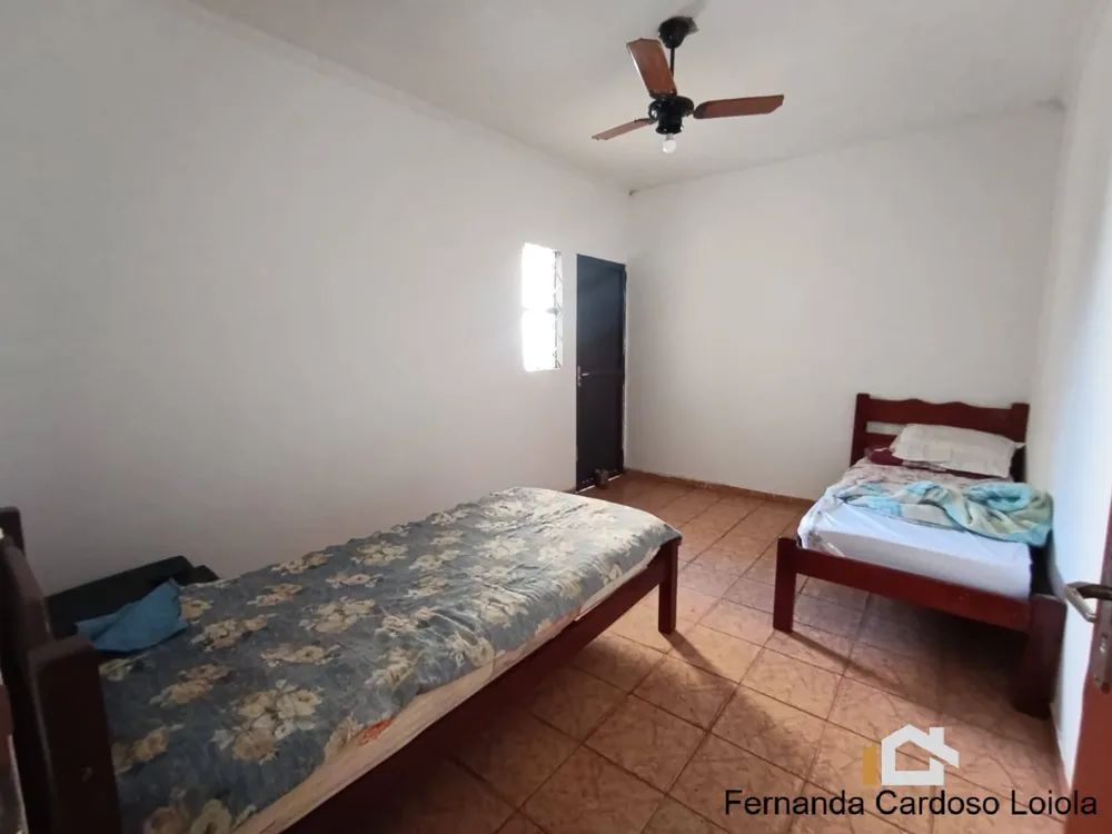 Casa, 3 quartos, 230 m² - Foto 2