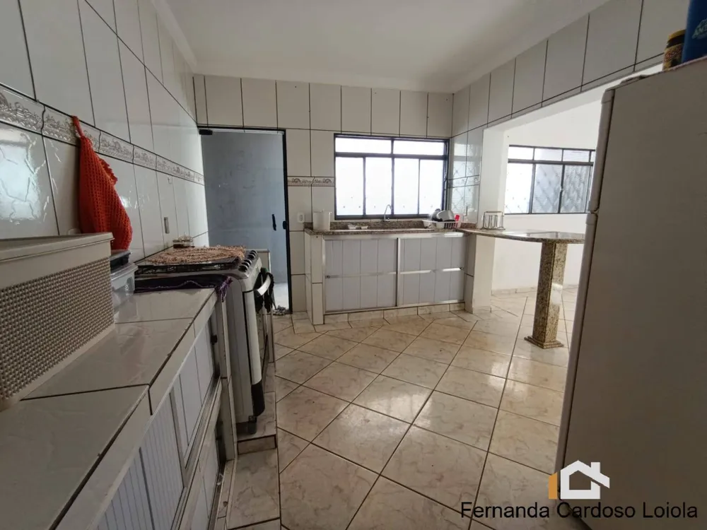 Casa, 3 quartos, 230 m² - Foto 9
