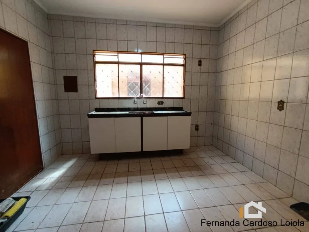 Casa, 3 quartos, 226 m² - Foto 4