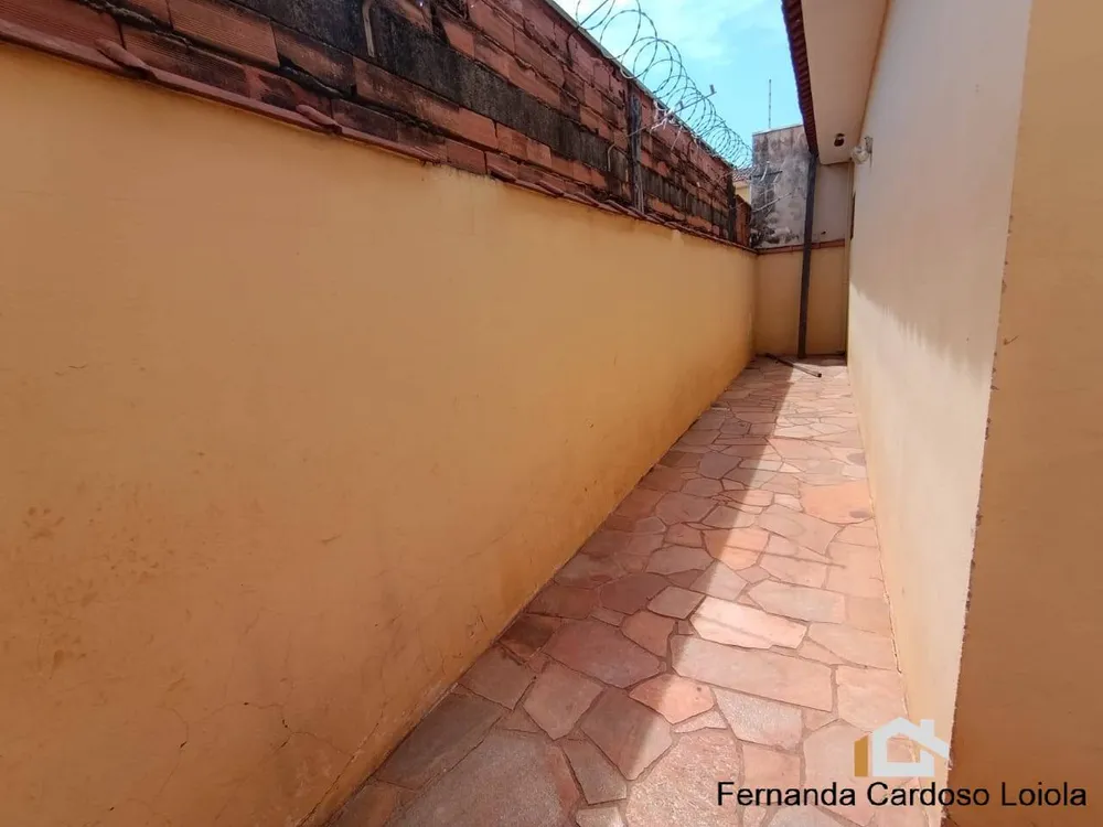 Casa, 3 quartos, 226 m² - Foto 4