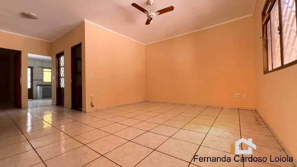 Casa, 3 quartos, 200 m² - Foto 1