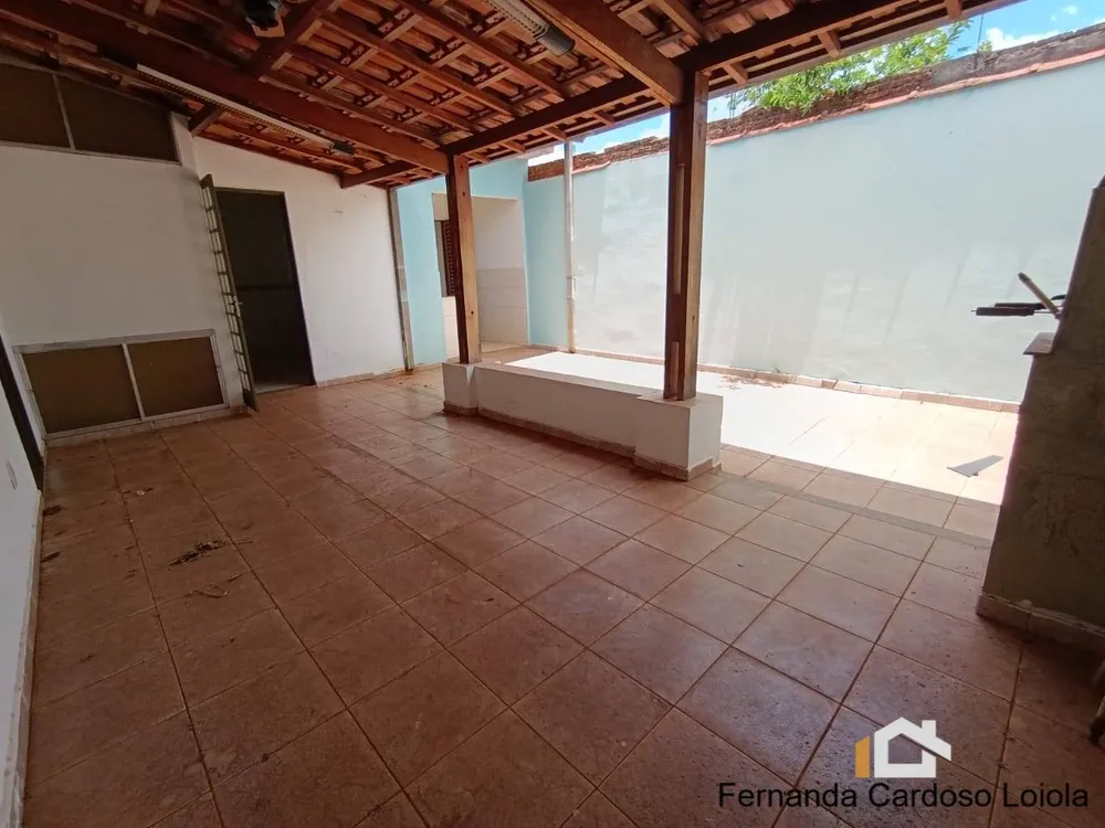 Casa, 3 quartos, 200 m² - Foto 2