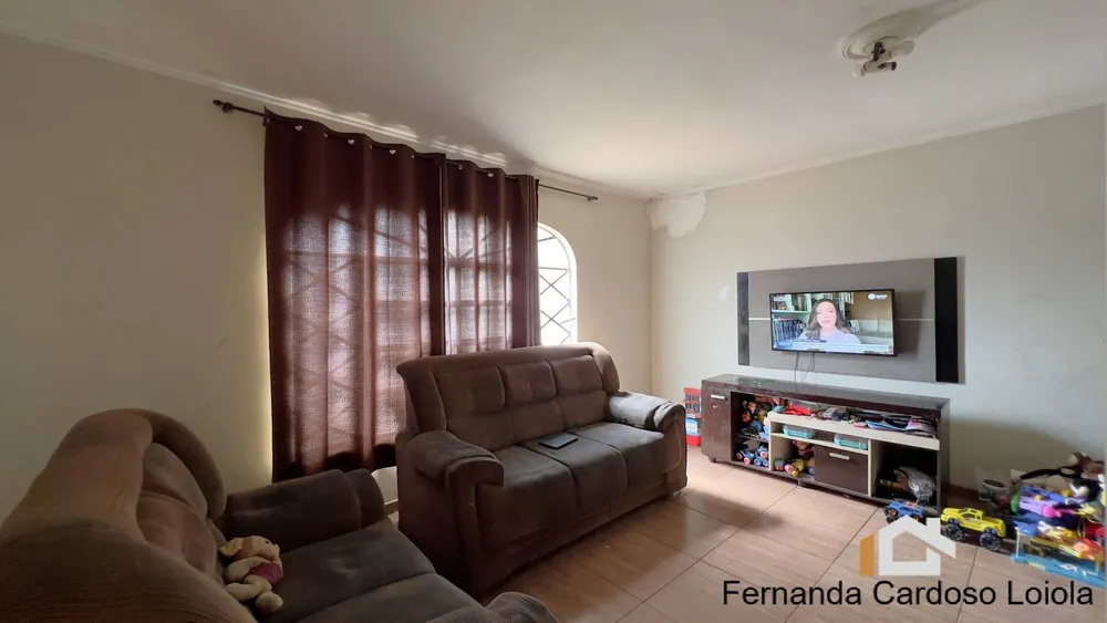 Casa, 3 quartos, 288 m² - Foto 2