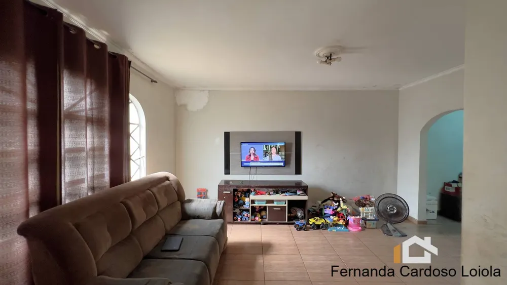 Casa, 3 quartos, 288 m² - Foto 1