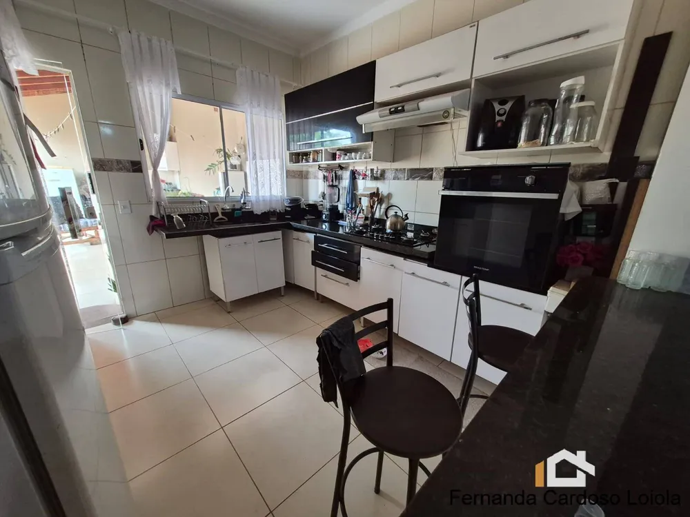 Casa, 2 quartos, 160 m² - Foto 1