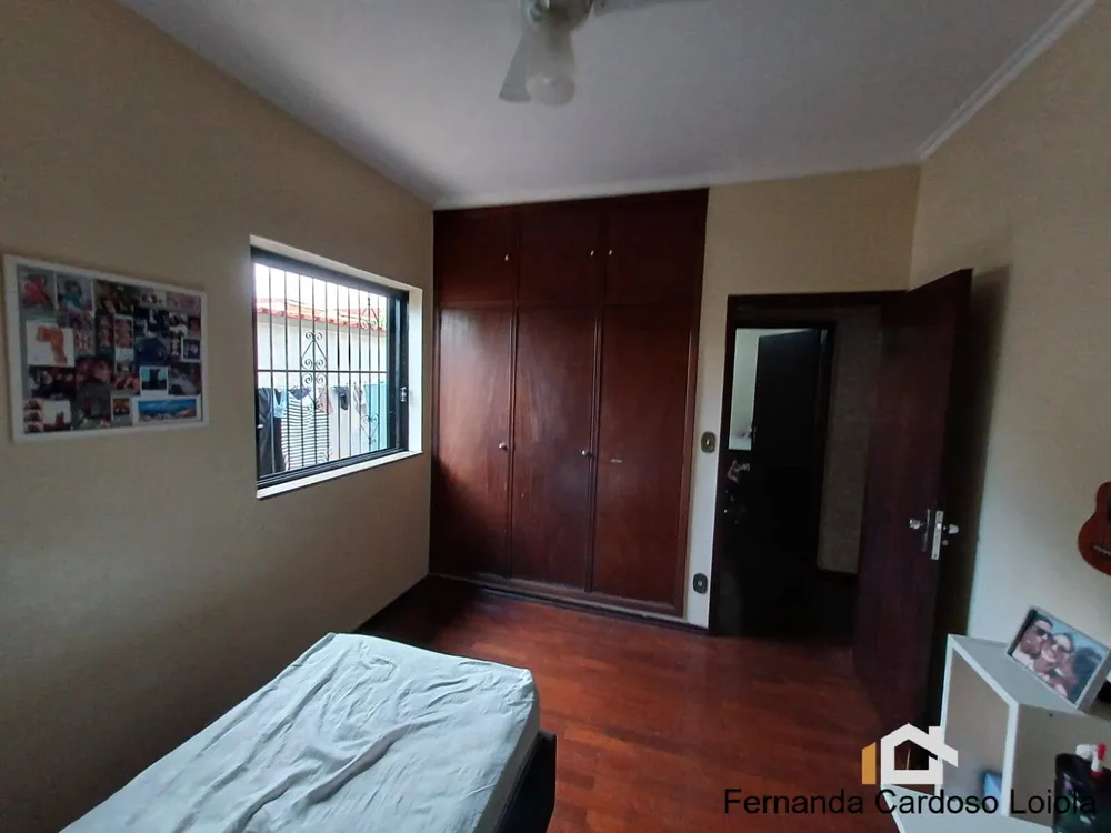 Casa, 3 quartos, 263 m² - Foto 1
