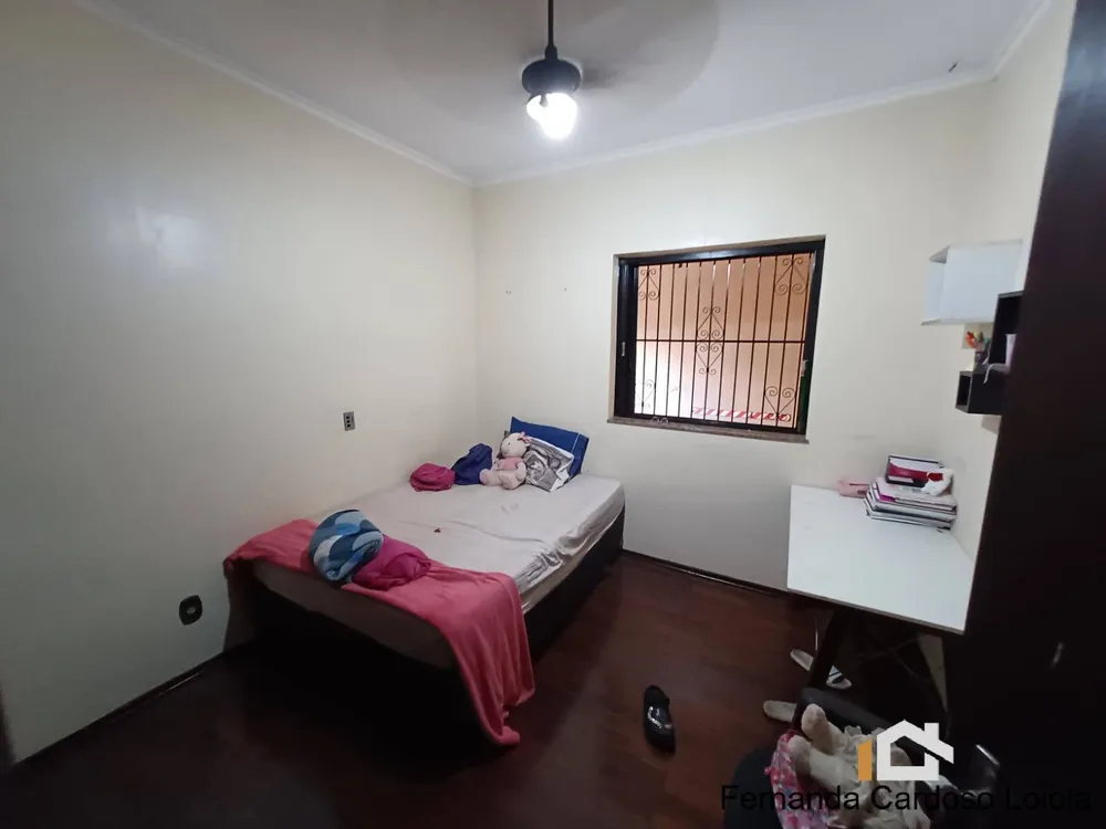 Casa, 3 quartos, 263 m² - Foto 2