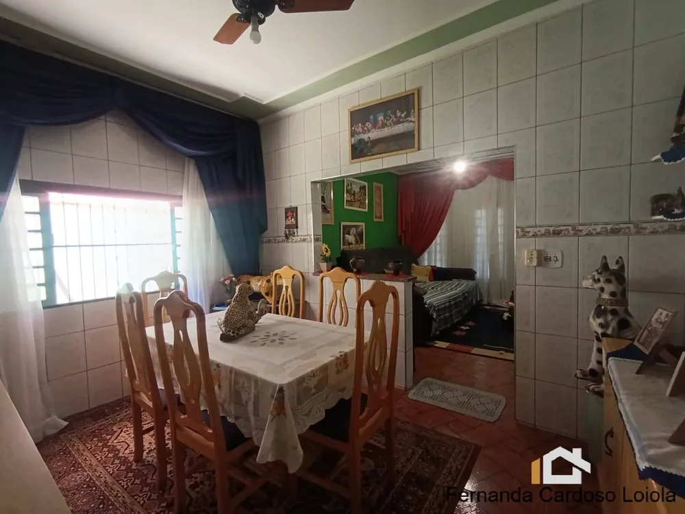 Casa, 3 quartos, 184 m² - Foto 3