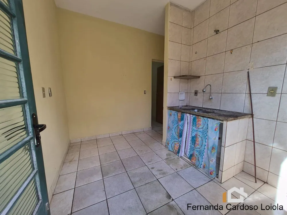 Casa, 2 quartos, 200 m² - Foto 2