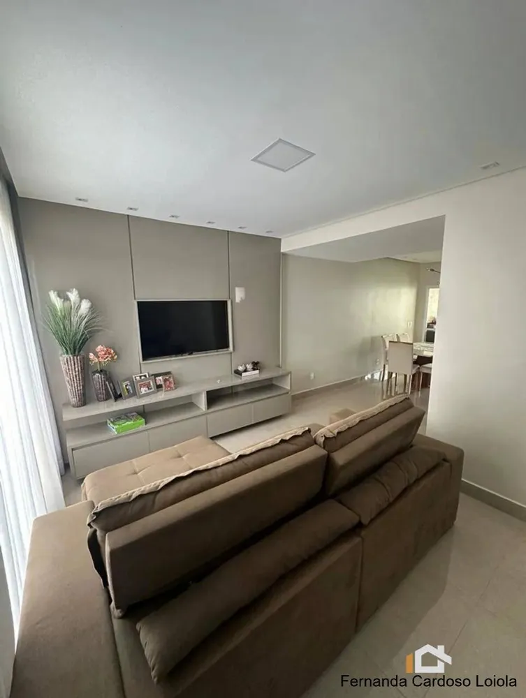 Sobrado, 3 quartos, 161 m² - Foto 1