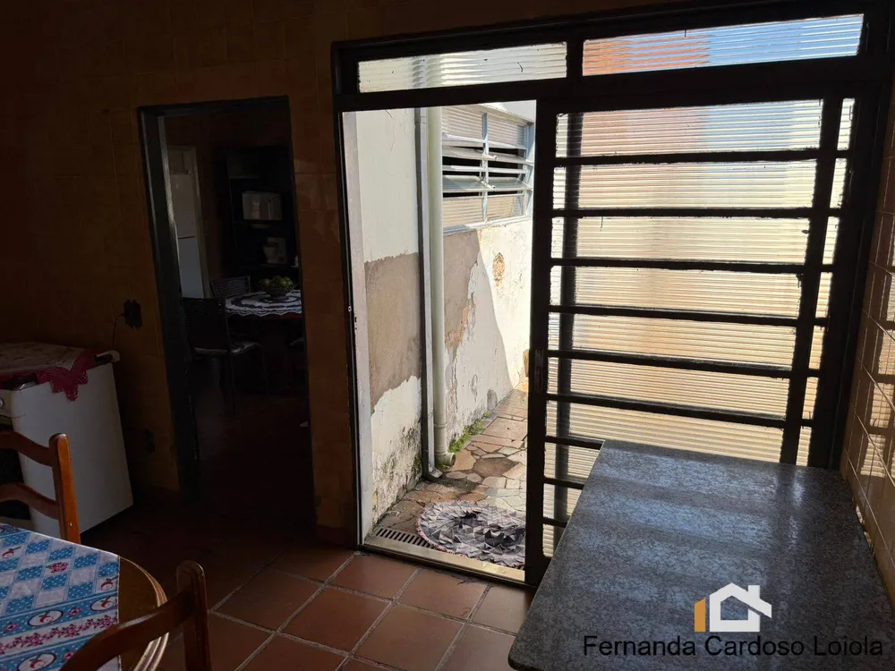 Casa, 3 quartos, 250 m² - Foto 6
