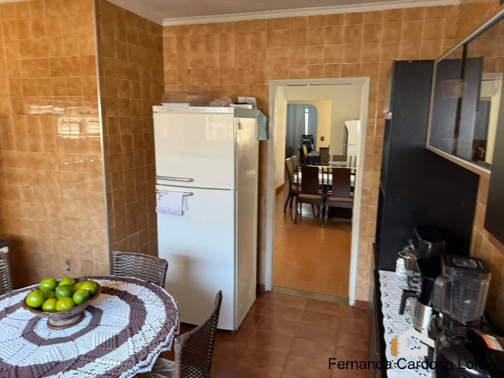 Casa, 3 quartos, 250 m² - Foto 3