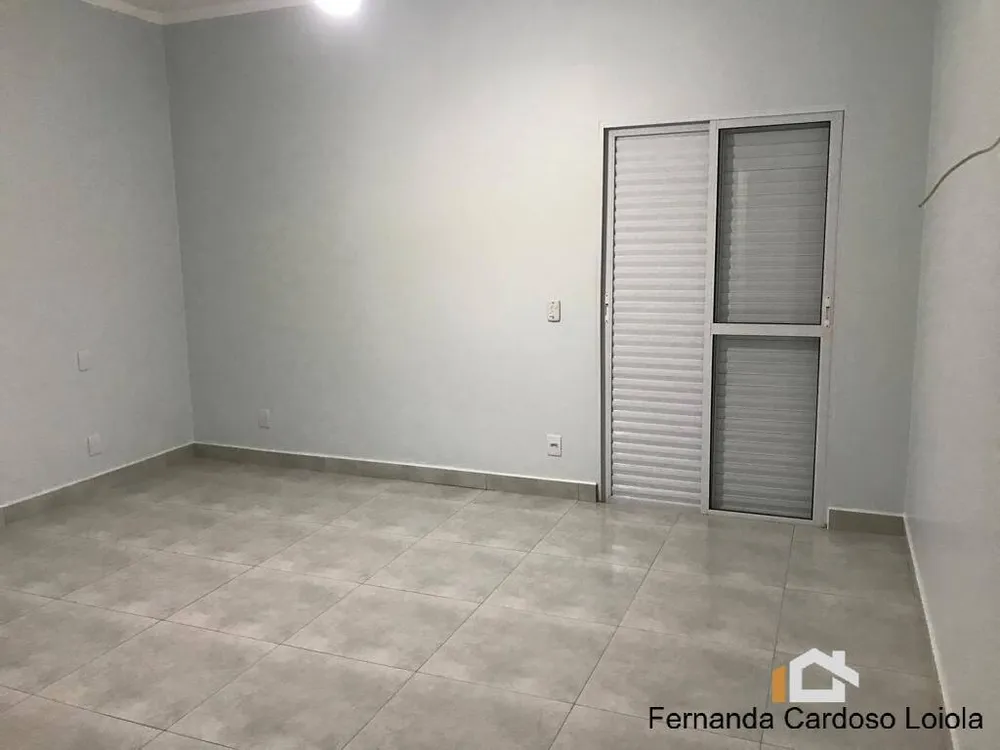 Casa, 3 quartos, 182 m² - Foto 1