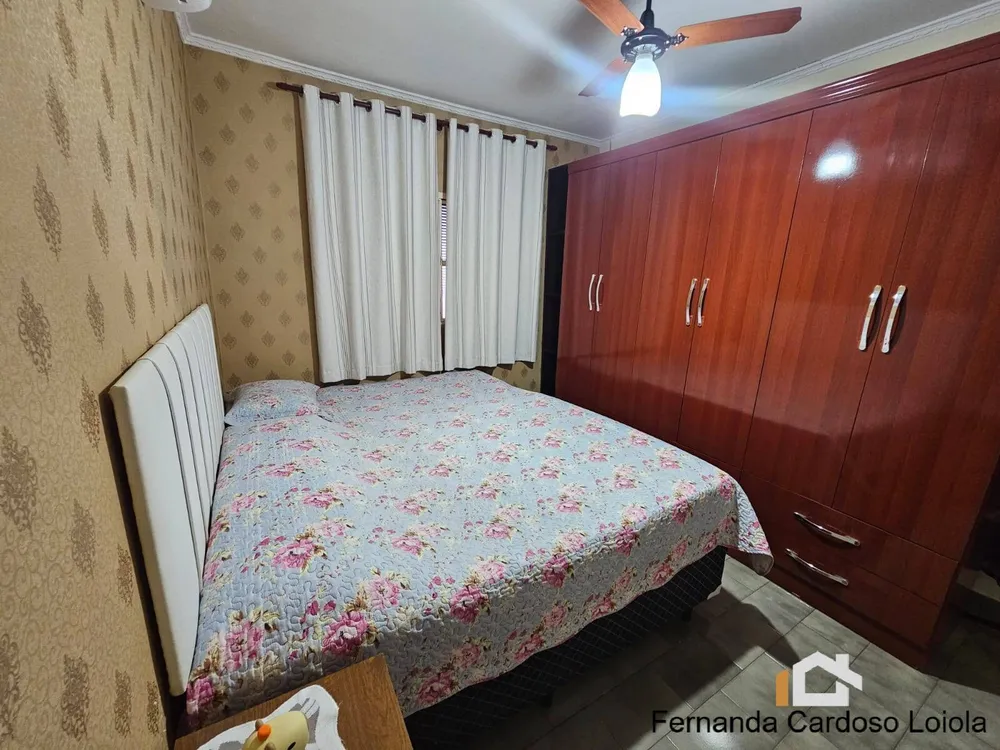 Casa, 3 quartos, 200 m² - Foto 1