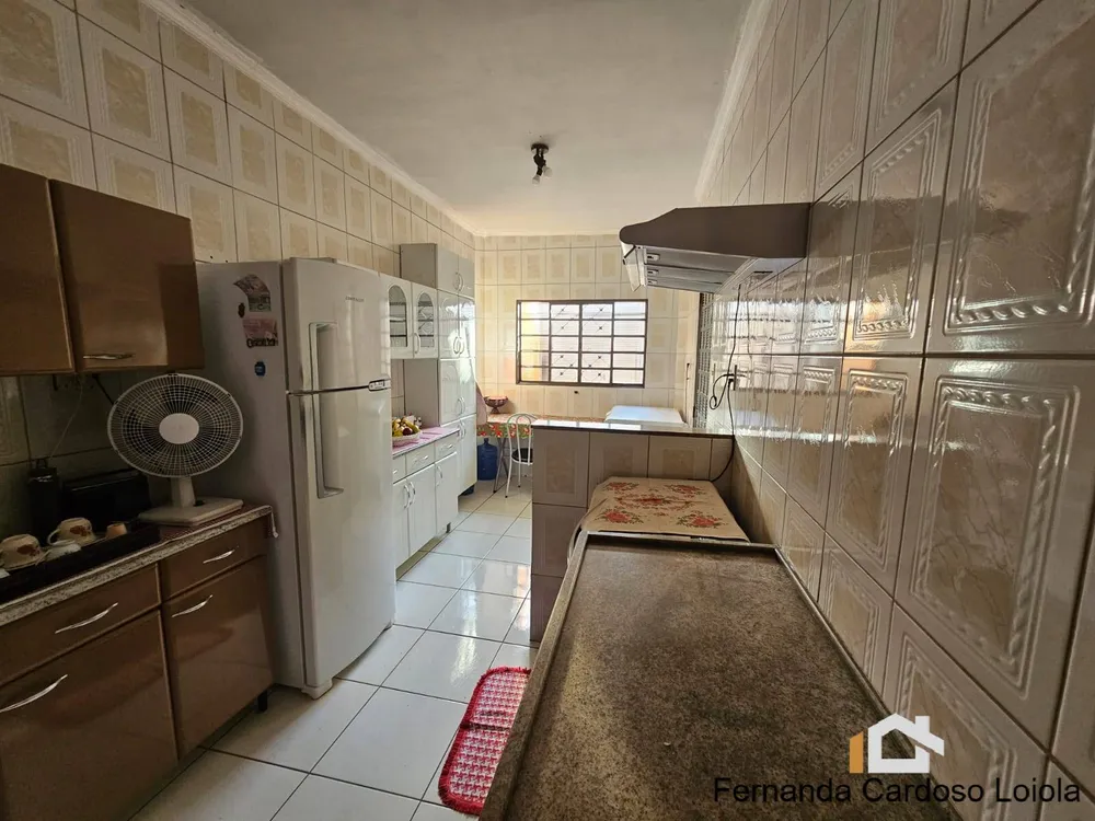 Casa, 3 quartos, 200 m² - Foto 4