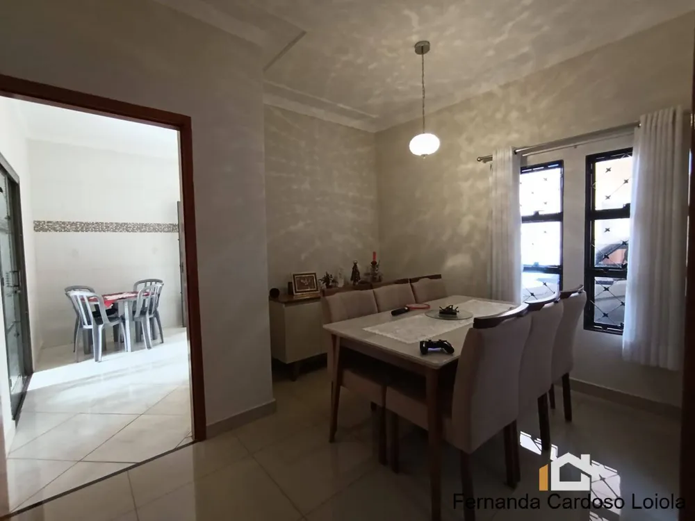 Casa, 3 quartos, 191 m² - Foto 1
