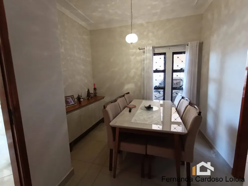 Casa, 3 quartos, 191 m² - Foto 2